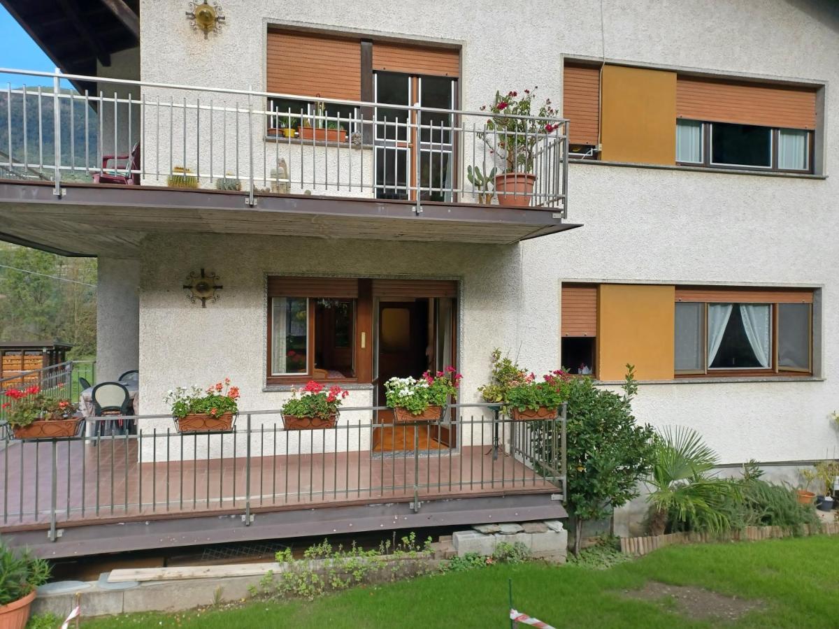 B & B Sentiero Valtellina Castello dell'Acqua Zewnętrze zdjęcie